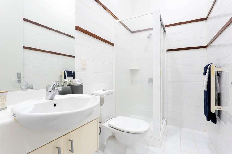 Ge/68 Greys Avenue Auckland Central_6