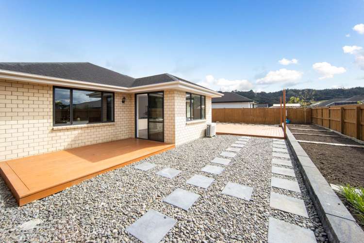 14 Robert Might Road Kumeu_18