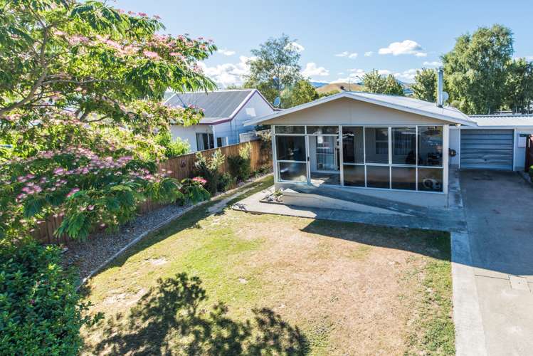 8b Windlesham Place Wakefield_15