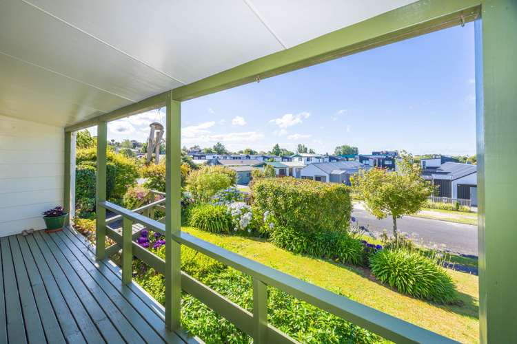 28 Gilbass Avenue Hamilton Lake_30