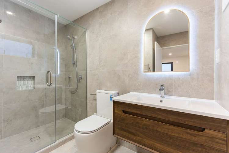 74 Picnic Point Road Hobsonville_24