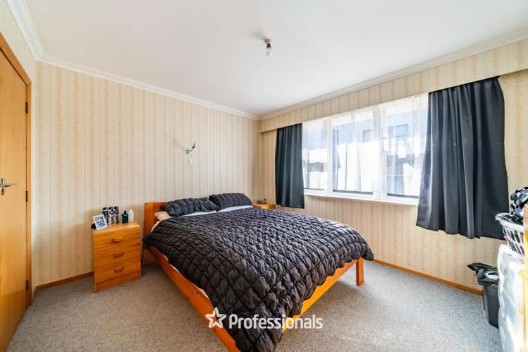 83 Wai-Iti Crescent Woburn_11