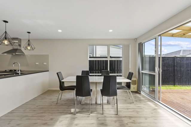 9 Flight Place Takanini_4