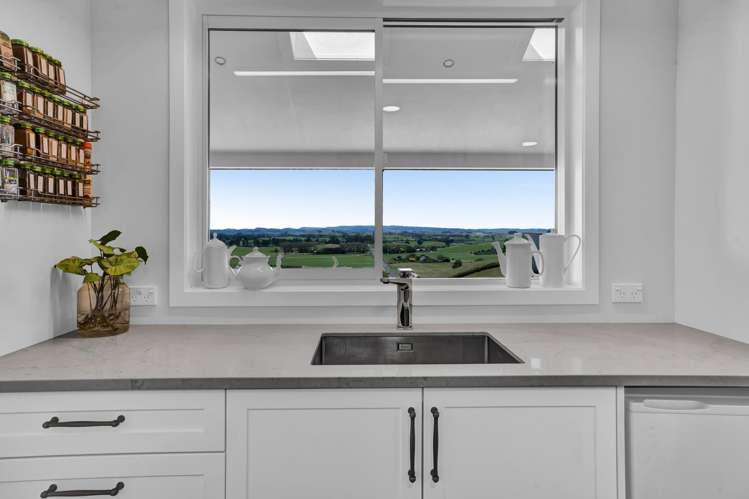 32B Bird Road Stratford_11