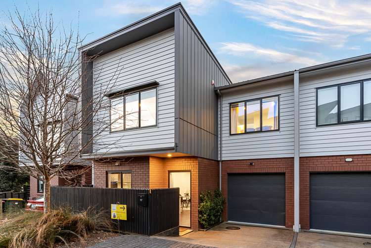 17 Moki Place Long Bay_10