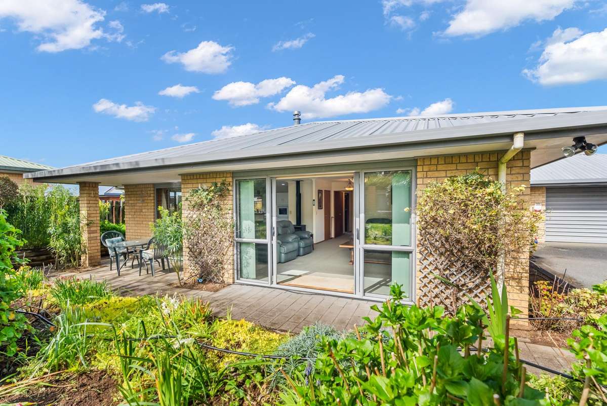 7 Carver Close_5