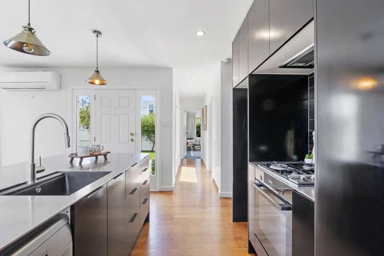 141 Packe Street Edgeware_13