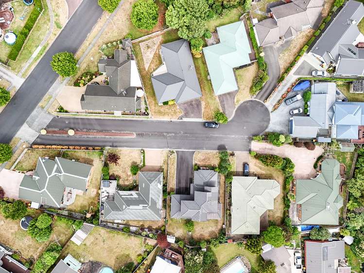 18 John Webb Drive Glenview_25