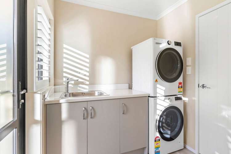 13 Hill Top Road East Pukekohe_20