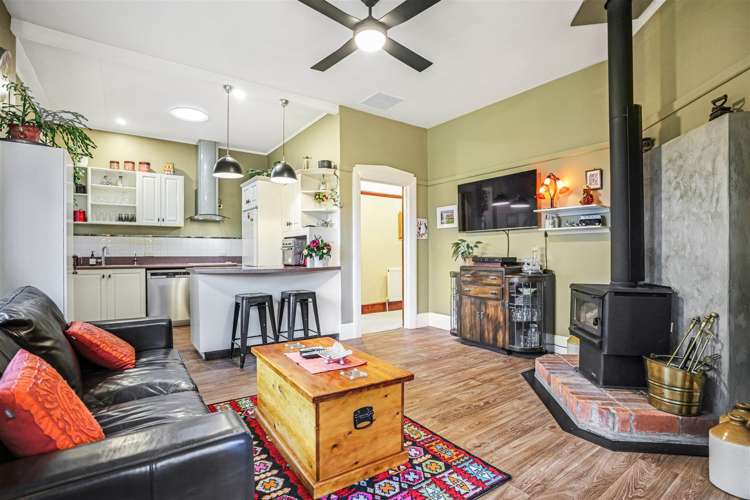 147 Kermode Street Ashburton_4