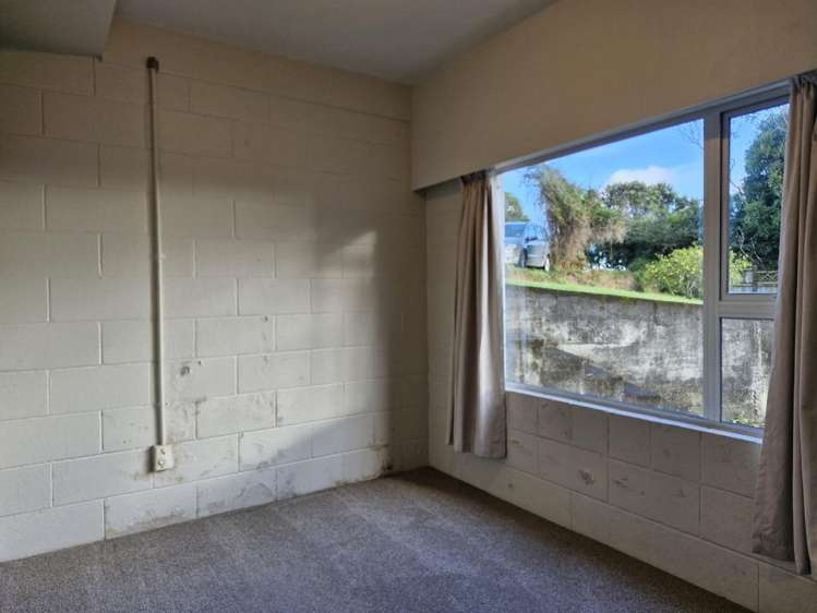 111 Glenpark Ave 2157_18