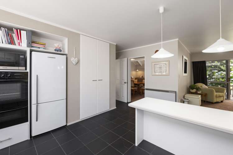 33 Grand Vue Road Kawaha Point_7