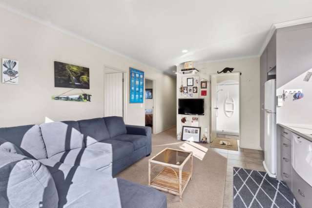68 Rayners Road Hira_4