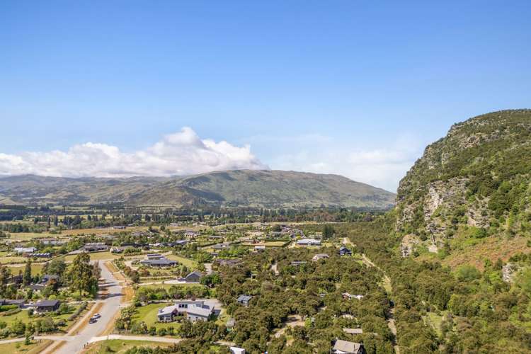 13 Ewing Place Albert Town_14