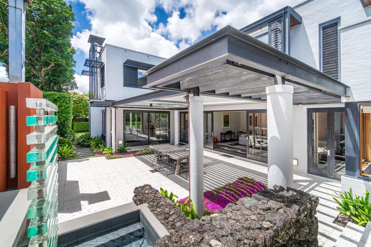 8 Shipherds Avenue_1