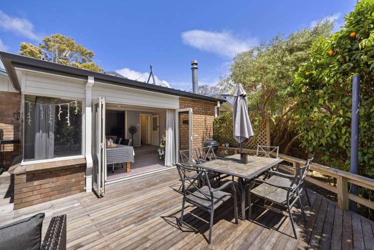 147 Kings Avenue Matua_9