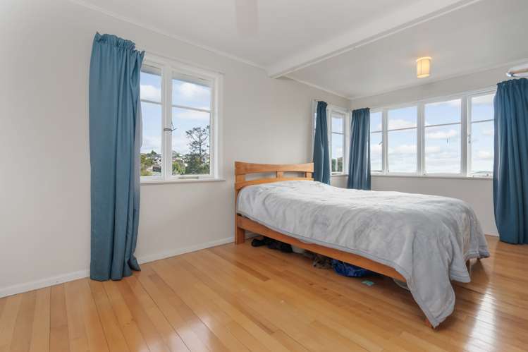 6 Glen Marine Parade Glendene_14