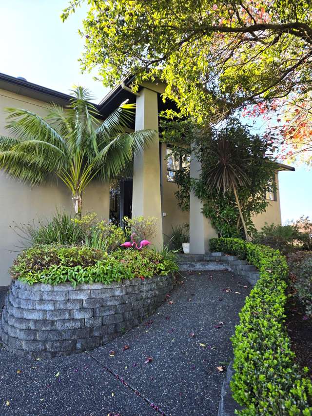 7 Charles Dickens Drive Mellons Bay_4