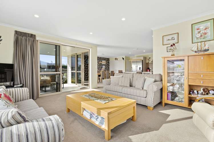 6 Ridgeview Drive Te Aroha_5