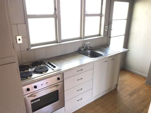 1/104 Exmouth Road Northcote_2