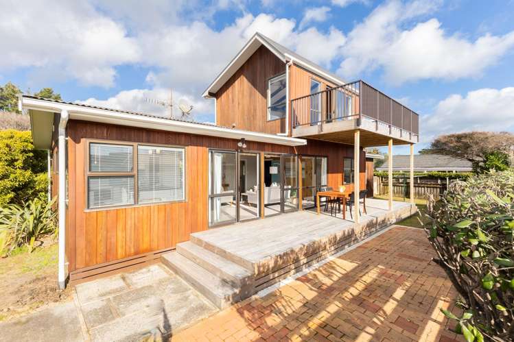 26 Reeves Street Waikanae Beach_23