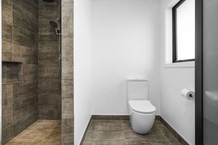 47 Alan Livingston Drive Cambridge_14