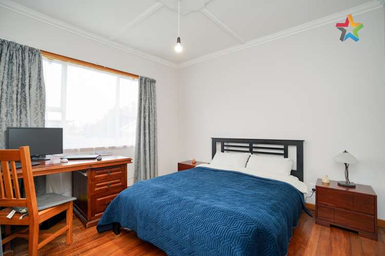 35 Sinclair Avenue Nightcaps_11