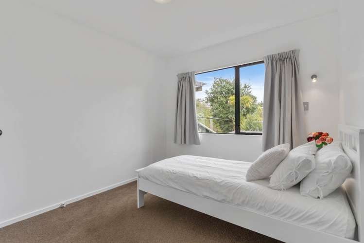 32 Donald Street Stanmore Bay_12