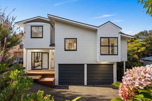 SOUGHT-AFTER LOCATION- RENOVATED & READY