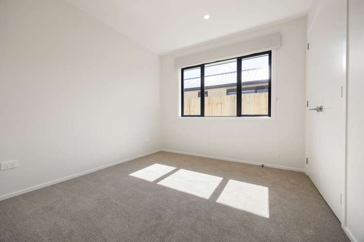 18b Bracken Street Leamington_22