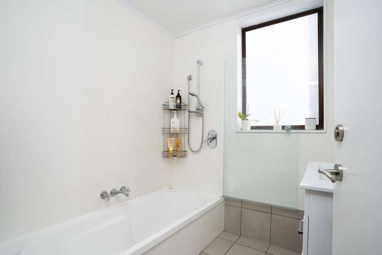 17 Goldsmith Place Waltham_13