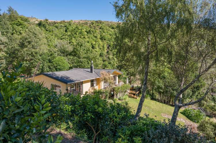 442 Church Valley Road Wakefield_20