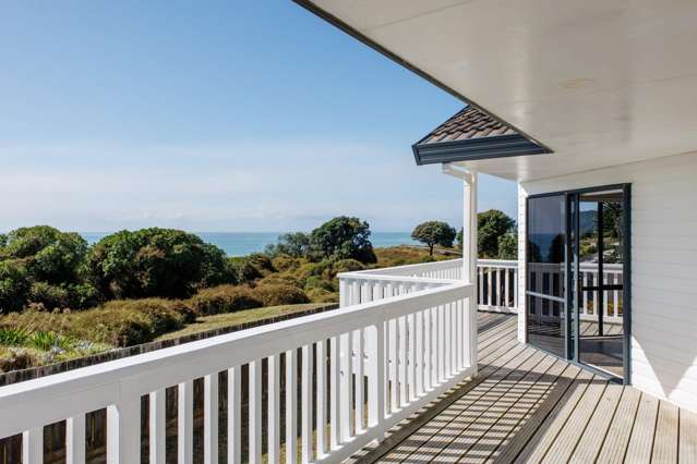 4 Commodores Close Coastlands_2