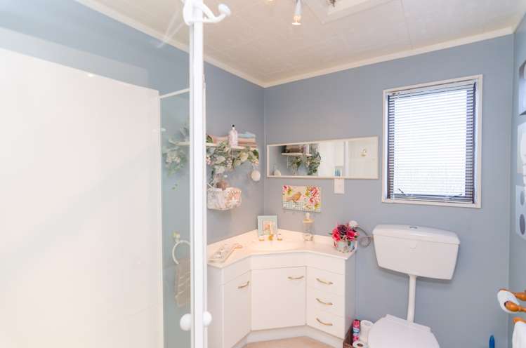 2b Te Miha Crescent Cape Palliser_11