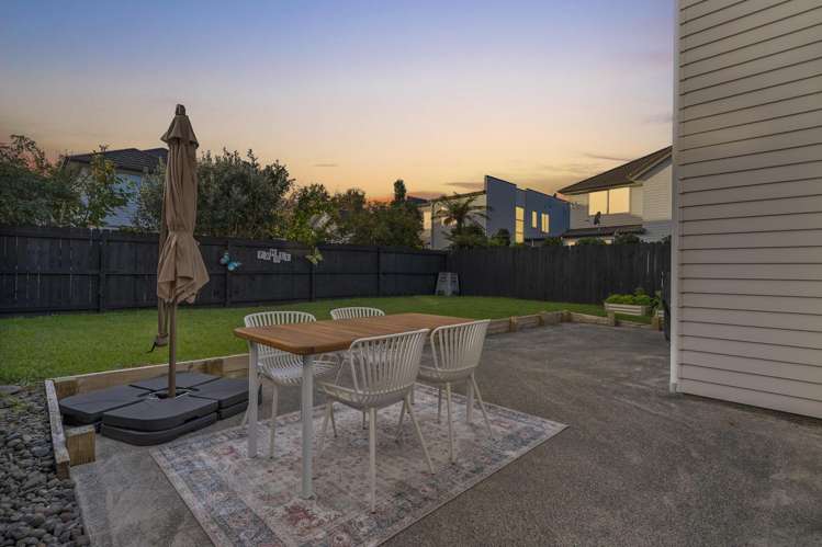 12 Phar Lap Crescent Takanini_17