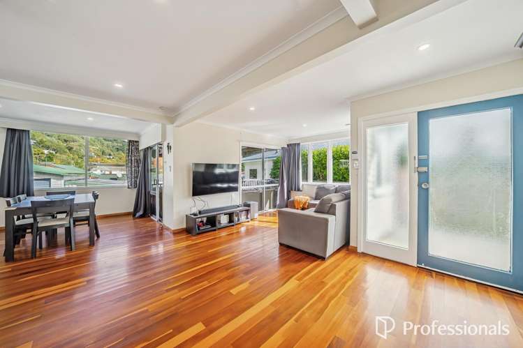 1/102 Horoeka Street Stokes Valley_8