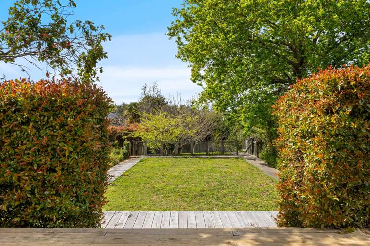 13 Seymour Road Mellons Bay_29