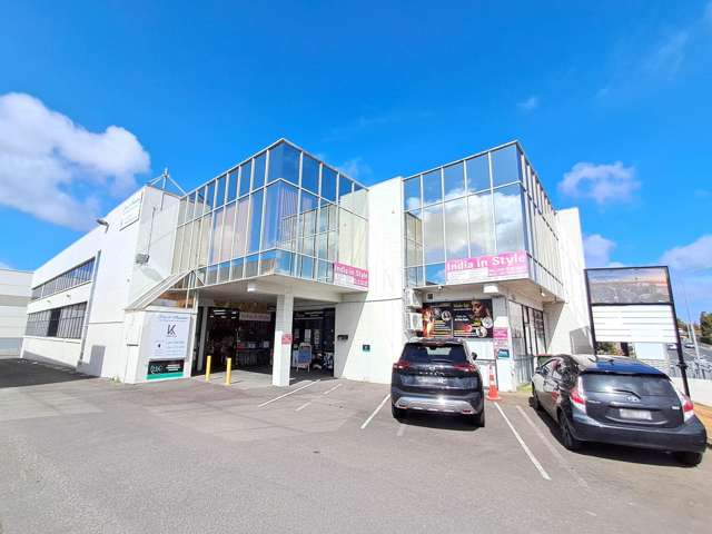 120M²  KOLMAR ROAD OFFICE