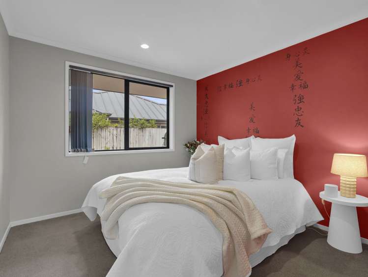 4 Raddington Way Huntington_9