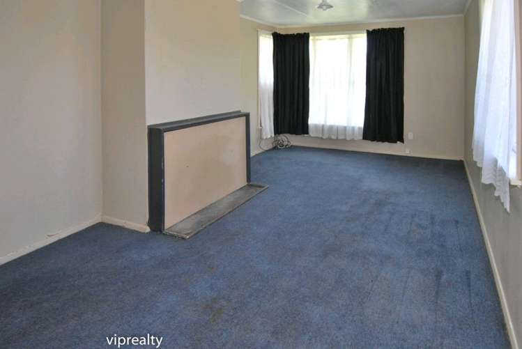 12 Bellingham Crescent 1065_1