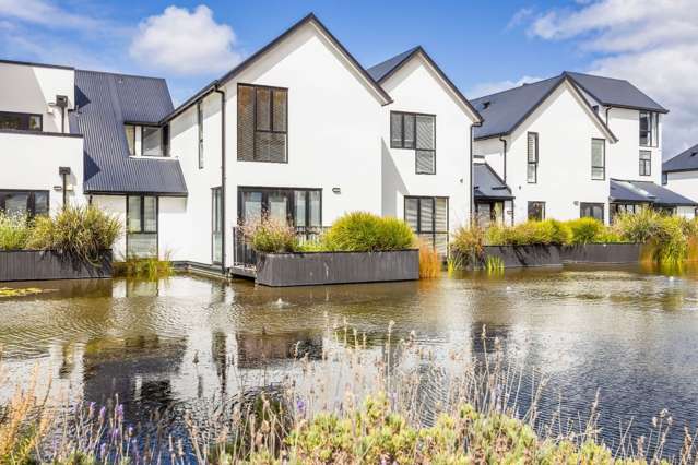 10/140 Office Road Merivale_1