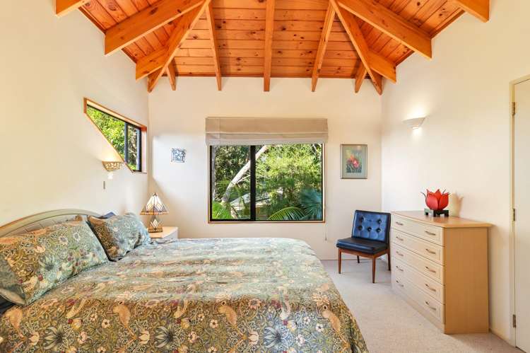1 Havelle Avenue Titirangi_6