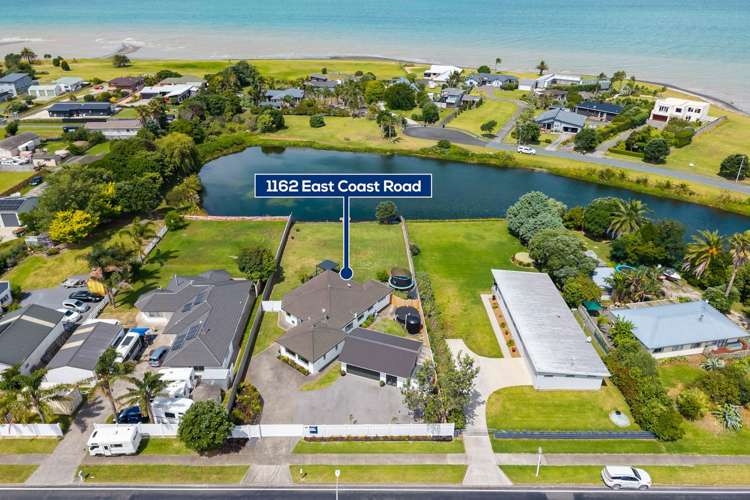 1162 East Coast Road Kaiaua_27