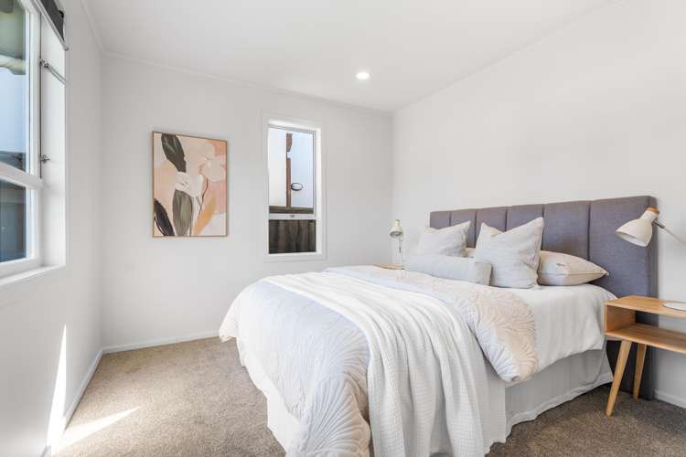 32 Woodbine Avenue_5