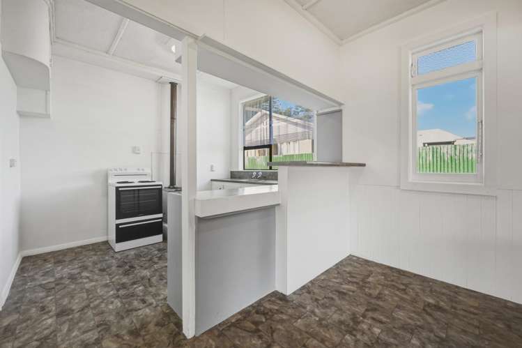 8 Turoa Street Mamaku_3