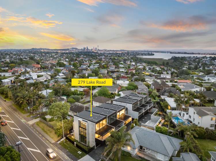 4/279 Lake Road Belmont_14