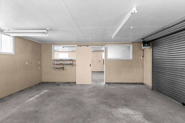 235 Kenilworth Road Mayfair_11