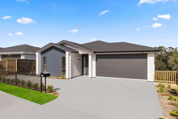 82 Arran Drive Silverdale_1