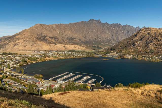 47-49 Angelo Drive Queenstown_3