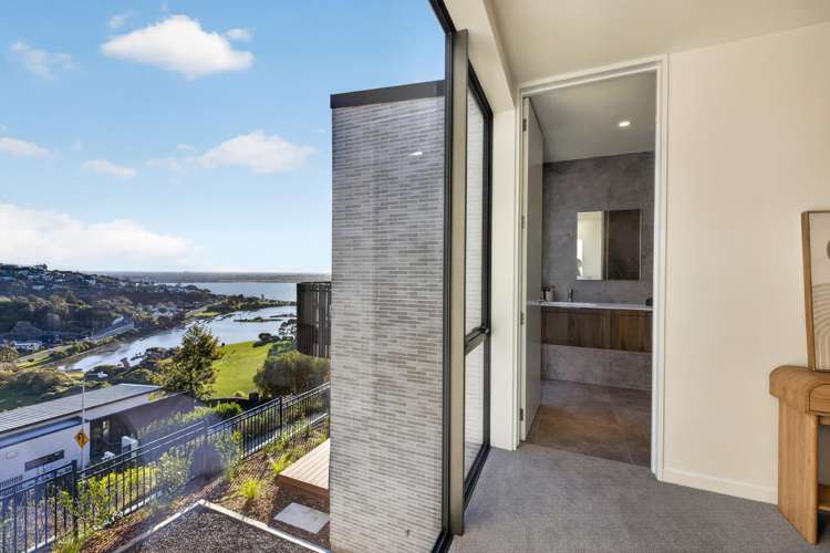 19 Inverness Lane Redcliffs_18